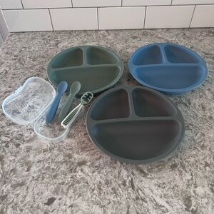 Weesprout Silicone Divided Plates and Utensils Set - Blue, Gray, Green